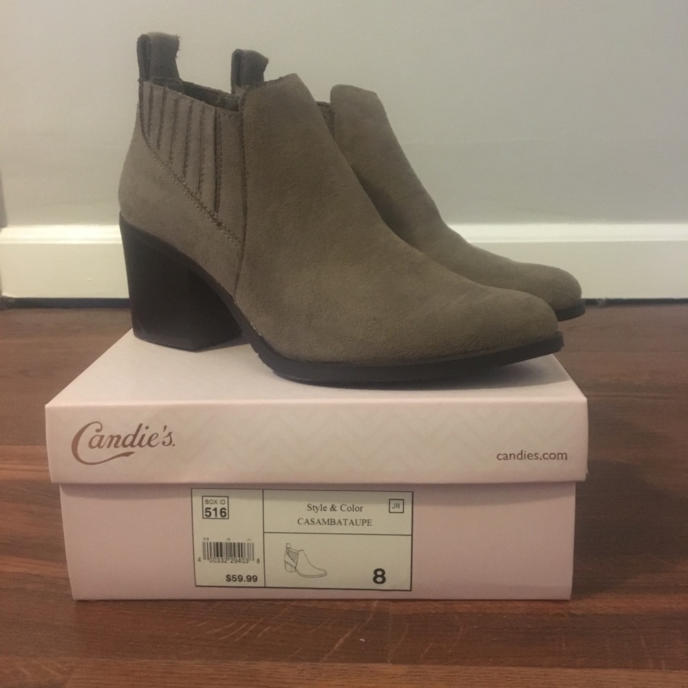 Cute boots! (Never worn)